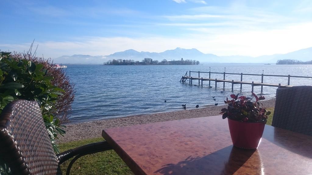 Peterlhaus Ξενοδοχείο Frauenchiemsee Εξωτερικό φωτογραφία